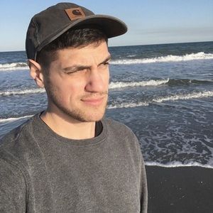 Meet your Posher, Christopher